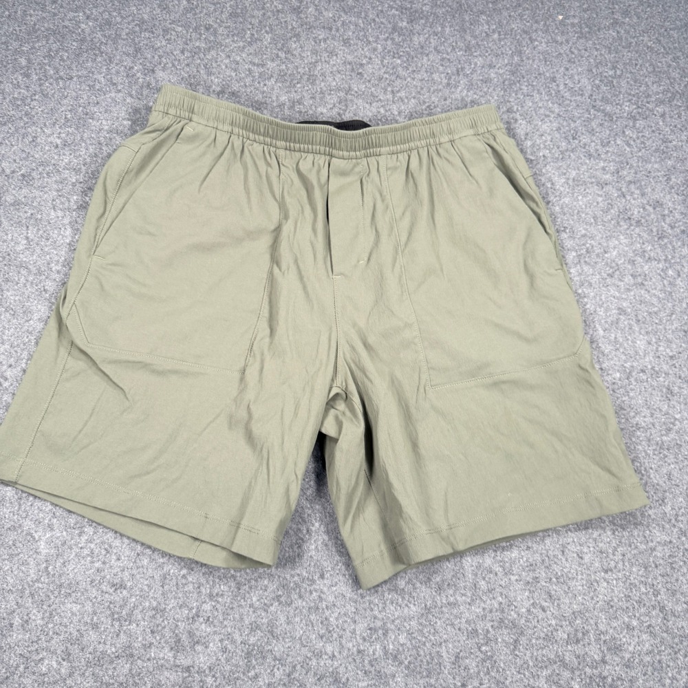 Lululemon Lab Mens XL Sage Green Nylon Utility Shorts LM7BBHS 7 Inch Inseam
